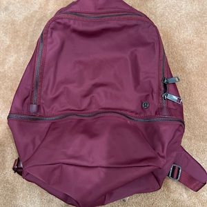 Purple wine Lululemon City Adventurer Backpack 20L 💜🍷
